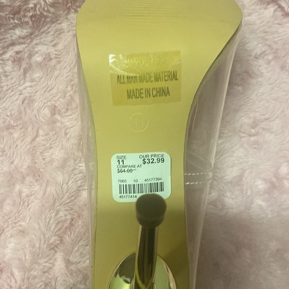 Women neutral and clear gold heeled It’s Brand shoe in a Size 11 in Women’s… - Picture 5 of 5